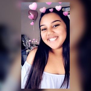 Meet your Posher, Carina